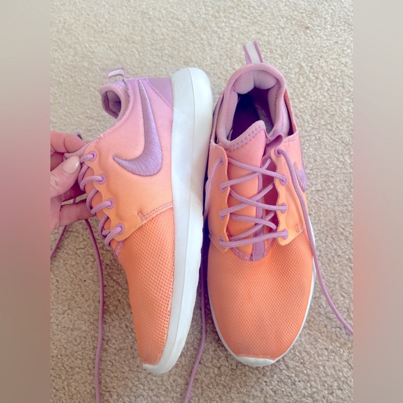 NIKE | colorful training shoes - Picture 5 of 8